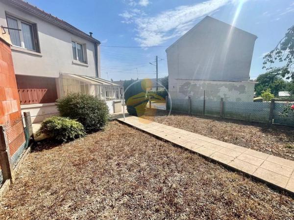 Vente                                                      Maison
                        
                     4 pièces                      76 m2                     à Beautor