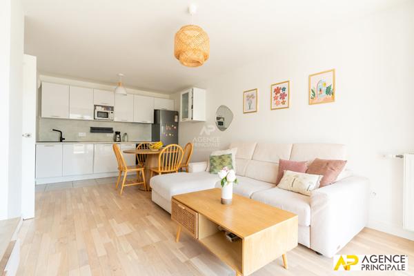 Appartement 3 pièce(s) 63 m2 492 450 € **  - Référence  4737