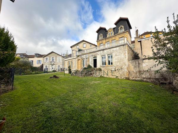 Maison 7 pièce(s) 4 chambre(s) 205 m²