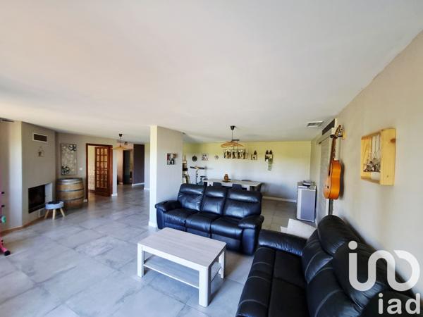 Maison à vendre 10 pièces 180 m² Arles