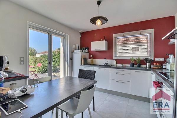 Maison Aubignan 130m² - 4 chambres - Piscine - Garage