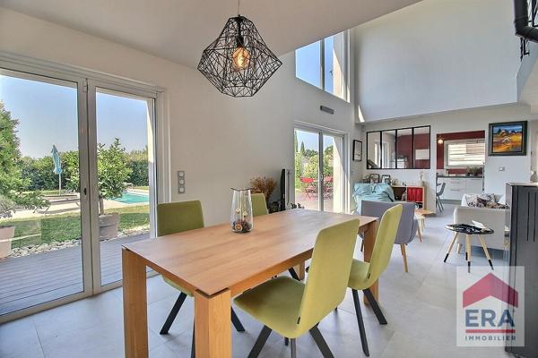 Maison Aubignan 130m² - 4 chambres - Piscine - Garage