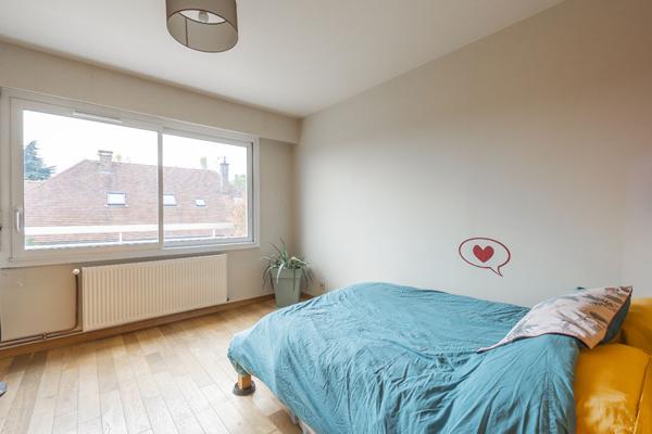 Appartement Garches 4 pièces 98 m2 en duplex avec terrasse et jardin