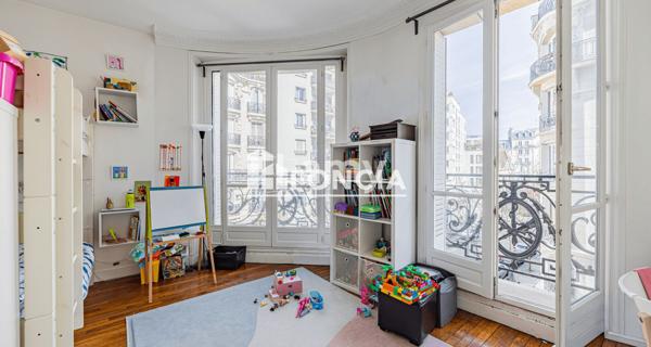 À vendre Appartement 5 pièces 99.34 m² - Paris 75015