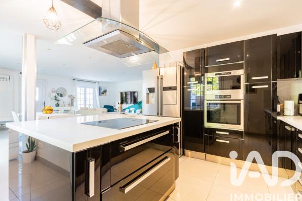 Maison à vendre 5 pièces 122 m² Paray-Vieille-Poste