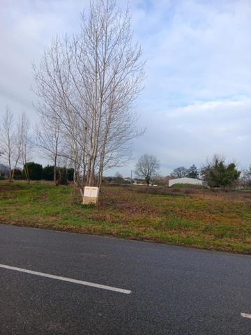 Terrain à VALENCE, 82400 - 5000m²