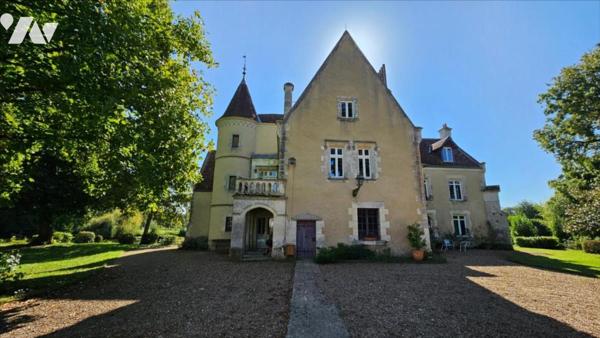 MANOIR  sur PARC 1HA 54A 30CA