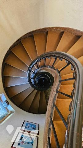 MANOIR  sur PARC 1HA 54A 30CA