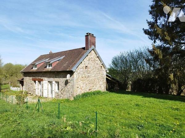 A VENDRE. Maison. GER. Sud Manche. Basse Normandie.
En campagne, maison en pierres de 4 pièces...