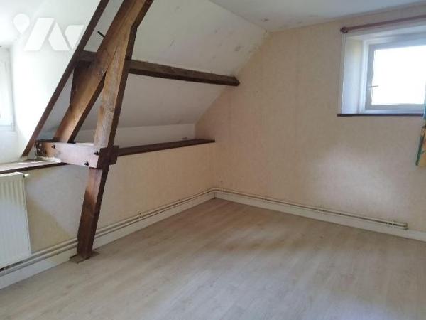 A VENDRE. Maison. GER. Sud Manche. Basse Normandie.
En campagne, maison en pierres de 4 pièces...