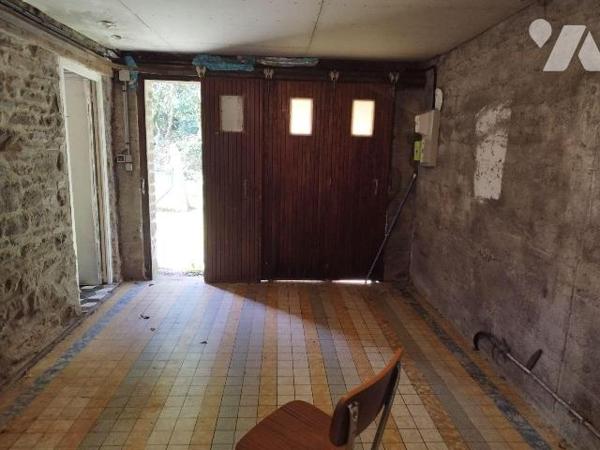 A VENDRE. Maison. GER. Sud Manche. Basse Normandie.
En campagne, maison en pierres de 4 pièces...