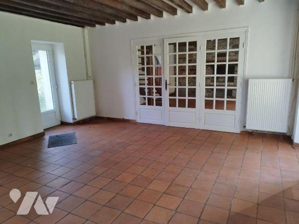 A VENDRE. Maison. GER. Sud Manche. Basse Normandie.
En campagne, maison en pierres de 4 pièces...