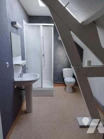 A VENDRE. Maison. GER. Sud Manche. Basse Normandie.
En campagne, maison en pierres de 4 pièces...