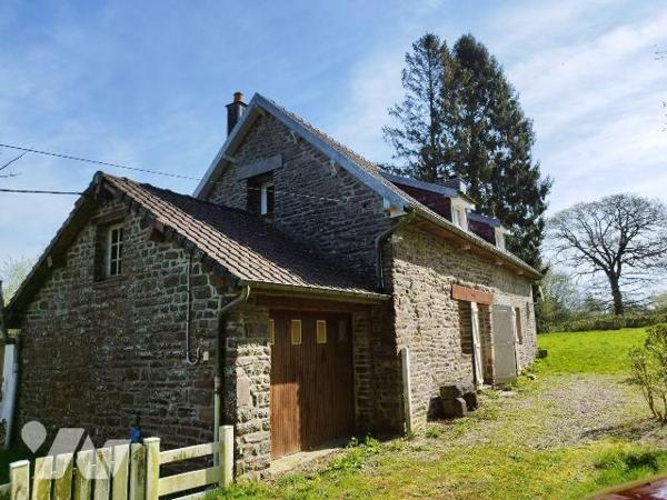 A VENDRE. Maison. GER. Sud Manche. Basse Normandie.
En campagne, maison en pierres de 4 pièces...