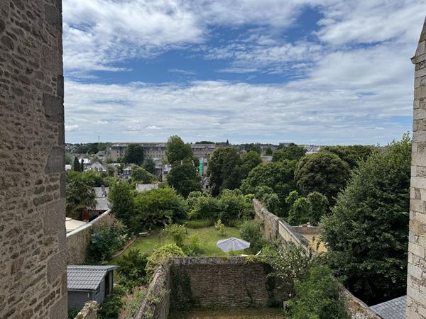 Appartement 3 pièces à vendre au centre de Dinan - Réf 07018