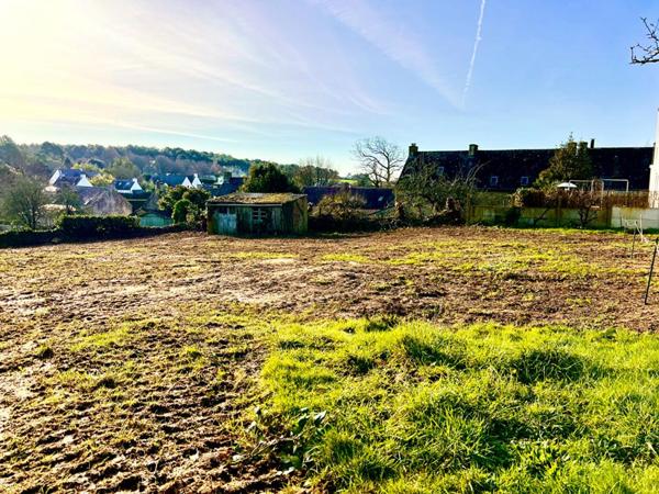 Terrain constrctible de 1000 m2 à pied des sentiers côtiers et des plages du Golfe du Morbihan