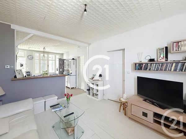 Maison à vendre  4 pièces - 69 m 2   COGNAC  - 16