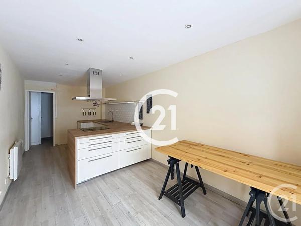 Maison à vendre  4 pièces - 69 m 2   COGNAC  - 16