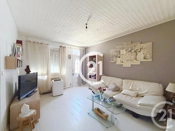 Maison à vendre  4 pièces - 69 m 2   COGNAC  - 16