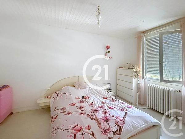 Maison à vendre  4 pièces - 69 m 2   COGNAC  - 16