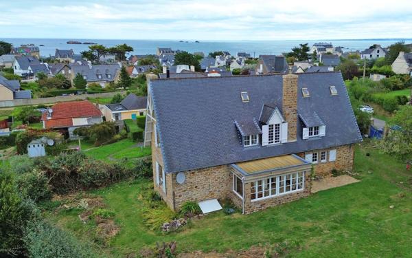 Maison à vendre    6 pièces •  Plougasnou