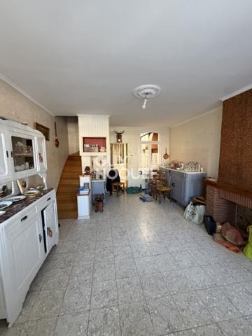 SAINT HONORÉ - MAISON D'ENVIRON 100M² AVEC EXTÉRIEUR, GARAGE ET ATELIER.