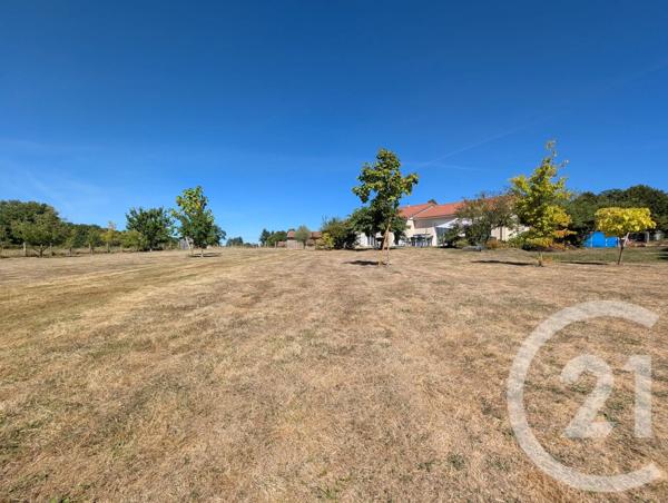 Maison à vendre  7 pièces - 131,73 m 2   LA GENEYTOUSE  - 87