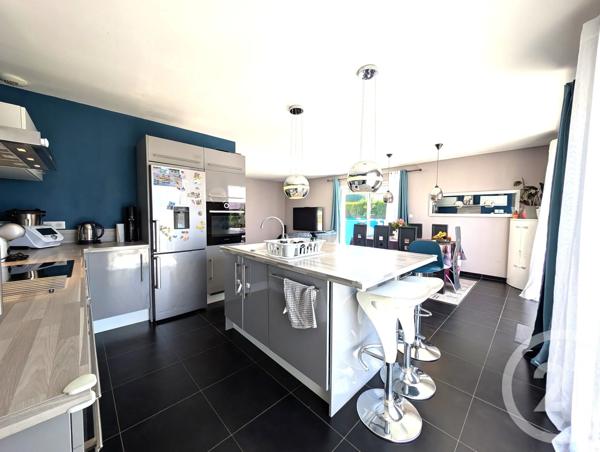 Maison à vendre  7 pièces - 131,73 m 2   LA GENEYTOUSE  - 87