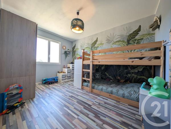 Maison à vendre  7 pièces - 131,73 m 2   LA GENEYTOUSE  - 87