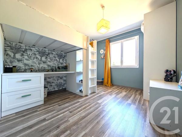 Maison à vendre  7 pièces - 131,73 m 2   LA GENEYTOUSE  - 87