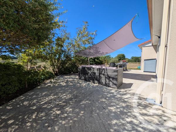 Maison à vendre  7 pièces - 131,73 m 2   LA GENEYTOUSE  - 87