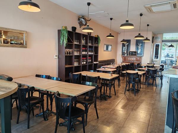 Cause départ à la retraite A VENDRE