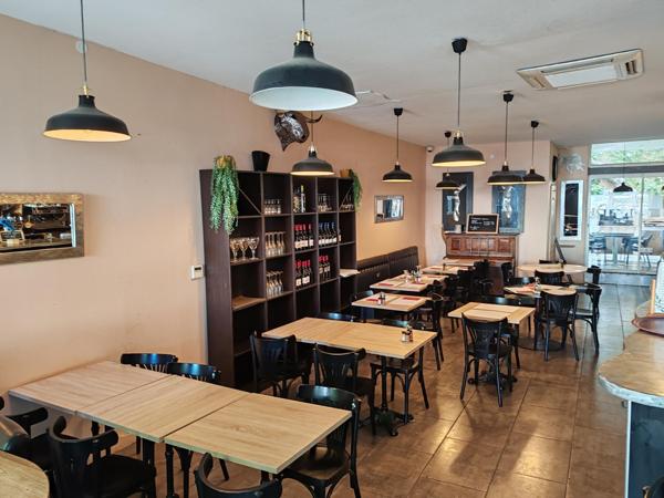 Cause départ à la retraite A VENDRE