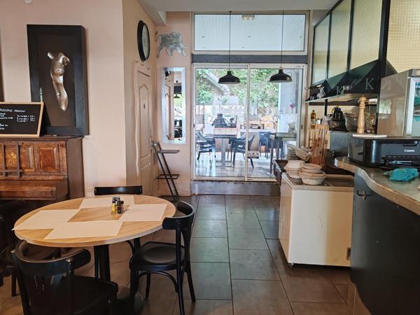 Cause départ à la retraite A VENDRE