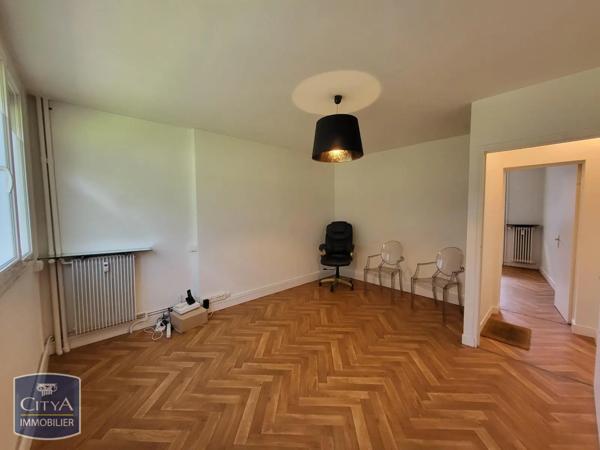 Appartement à louer 2 pièces 46.66m² Beauvais (60000)