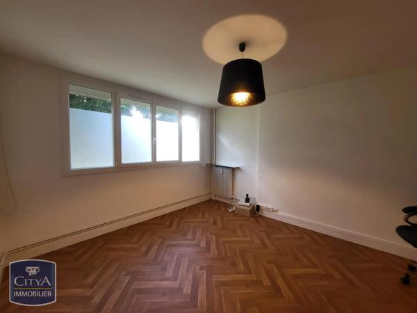 Appartement à louer 2 pièces 46.66m² Beauvais (60000)