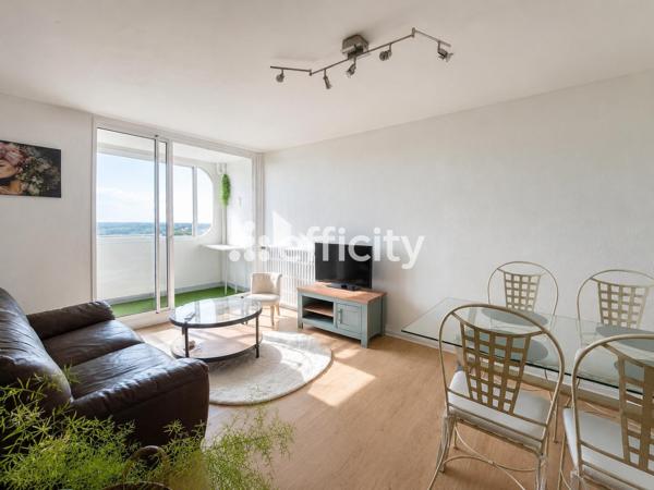 Appartement
         2 pièces
        - 60 m² 129 900 € *