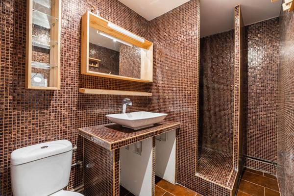 Grand studio 41 m2 Paris 75017 au métro Guy Môquet