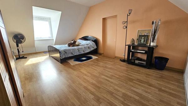 Houdan 1 mn / Maison familiale et lumineuse / 5 chambres