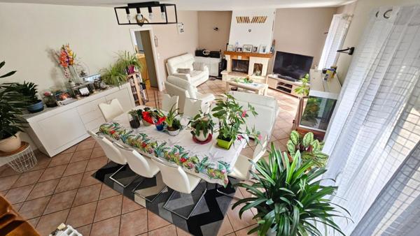 Houdan 1 mn / Maison familiale et lumineuse / 5 chambres