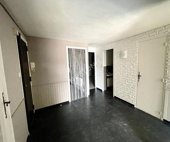 Appartement Marseille 3 pièce(s) 60.5 m² Balcon -Cave Parking en sus