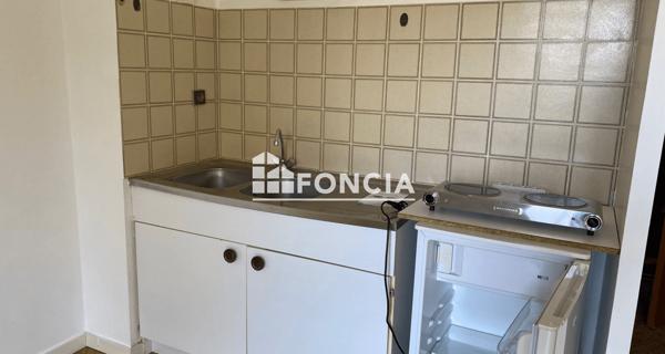 Location Studio 21.09 m² - Cholet 49300