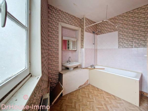 Immeuble à vendre de 227 m²