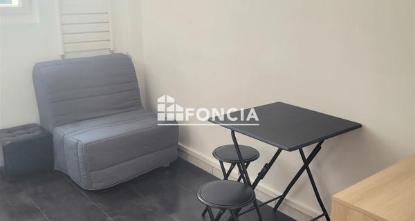Location Studio meublé 9.63 m² - Melun 77000