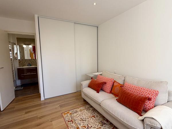 HYERES - Appartement T4 de 120 m² - Terrasse - Garage