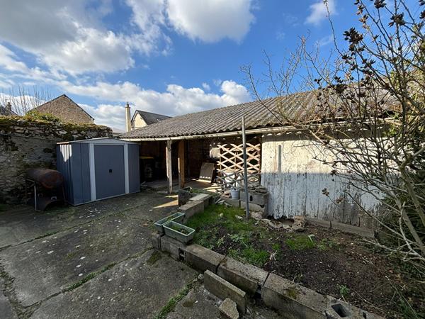 MAISON DE CARACTÈRE À LE LUDE (72800)