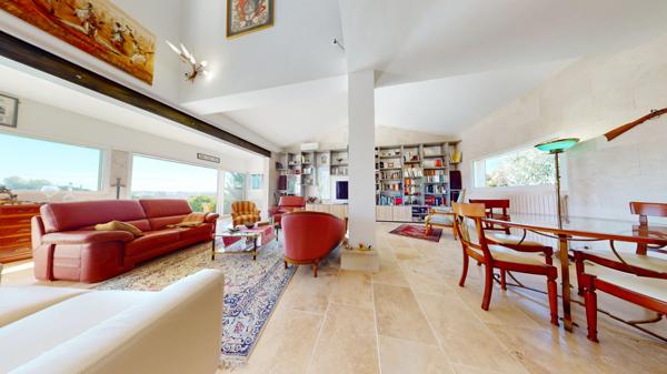 Juvignac (34990) Villa d’exception avec vue panoramique sur le golf de Fontcaude – Juvignac