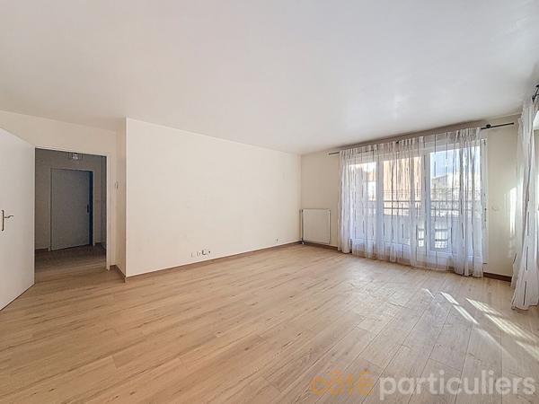 Location Appartement66,67 m² - 3 Pièces - CLAMART (92140)
