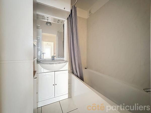 Location Appartement66,67 m² - 3 Pièces - CLAMART (92140)