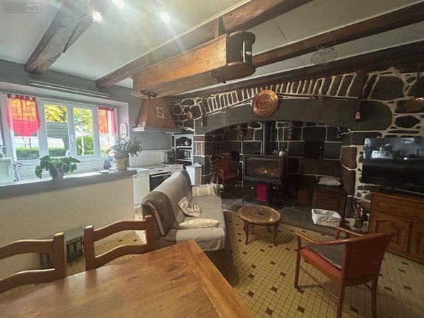 Maison à vendre à Anglards-de-Salers dans le Cantal (15380), ref : 15060/1240